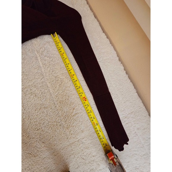 Lululemon 100% Merino Wool Full Zip Burgundy Jacket 2 - Picture 4 of 13